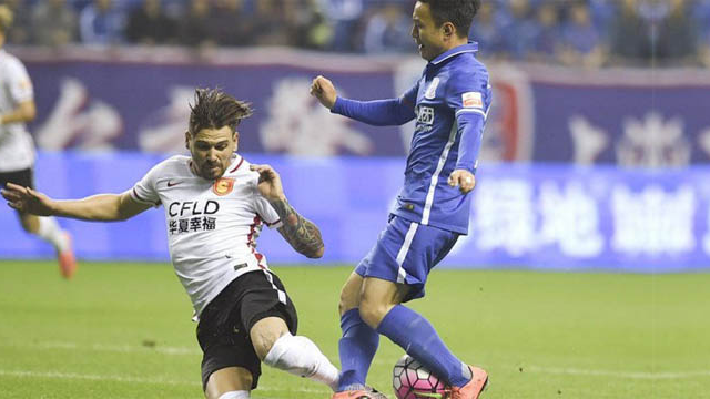 Ersan Gülüm Çinlileri performansıyla çıldırtacak