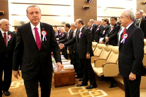 Erdoğan Kılıçdaroğlu ile tokalaşmadı