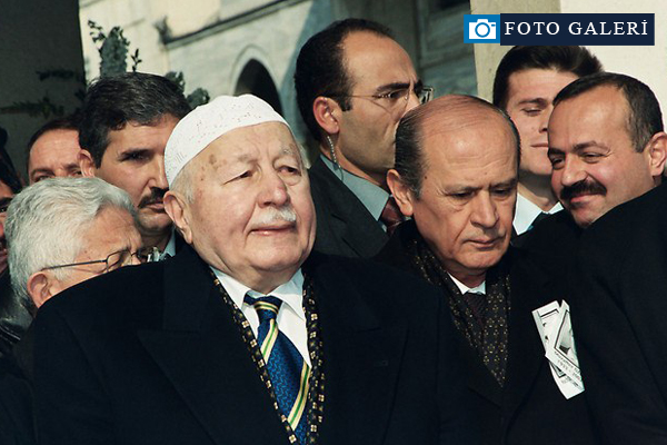 Siyasilerin hiç görmediğiniz arşiv fotoğrafları