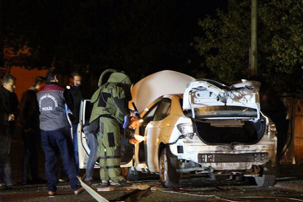 Bolu’da şüpheli araç fünye ile patlatıldı