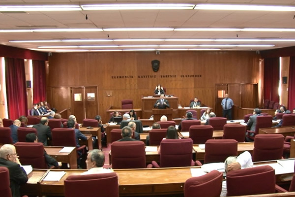 KKTC'de yeni hükümet güvenoyu aldı