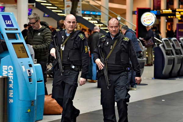 İngiliz polisi, naklettiği suçluyu İstanbul'da elinden kaçırdı