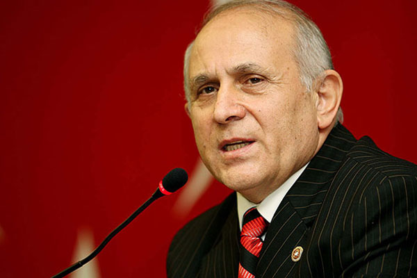 Burhan Kuzu'dan laiklik tartışmalarına 'Atatürk' örneği