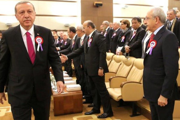 Erdoğan, Kılıçdaroğlu'nun elini neden sıkmadığını açıkladı