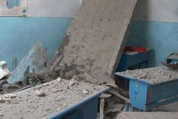 Ermenistan, Azerbaycan'da köyü bombaladı