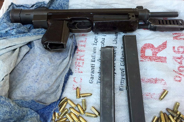 Kahramanmaraş’ta suikast silahı ele geçirildi