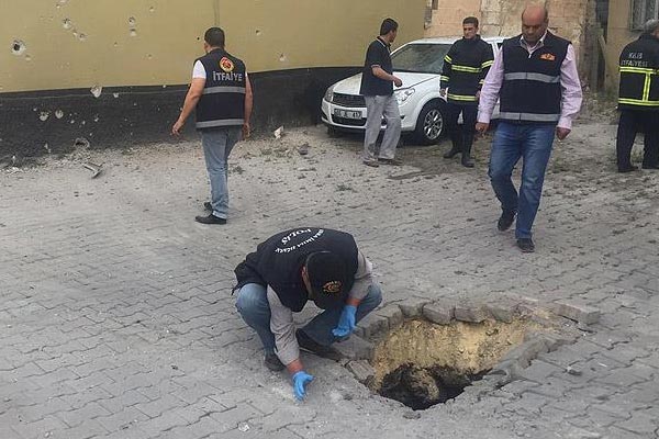 Kilis'e 2 roket mermisi atıldı: 4 yaralı