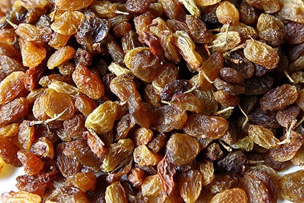 Kuru üzümün faydaları saymakla bitmiyor