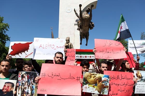 İstanbul'da 'Halep' protestosu