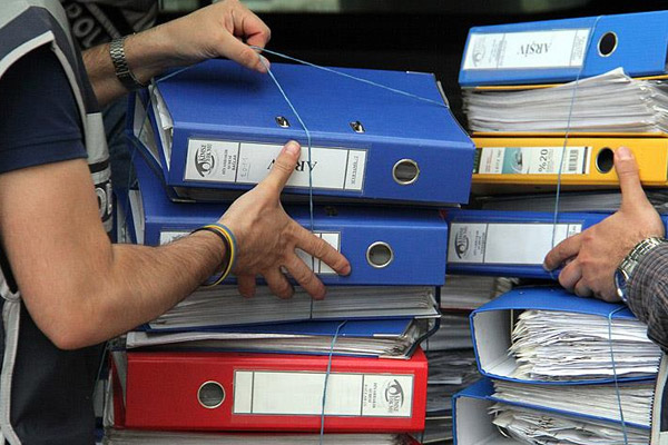 Denizli'de 'FETÖ' kapsamında 2 şirkette arama