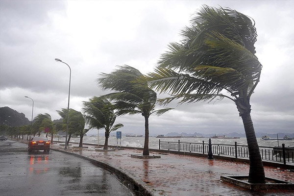 Batı Akdeniz'e fırtına uyarısı