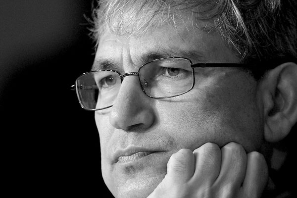 Orhan Pamuk'tan AB'ye Türkiye çağrısı