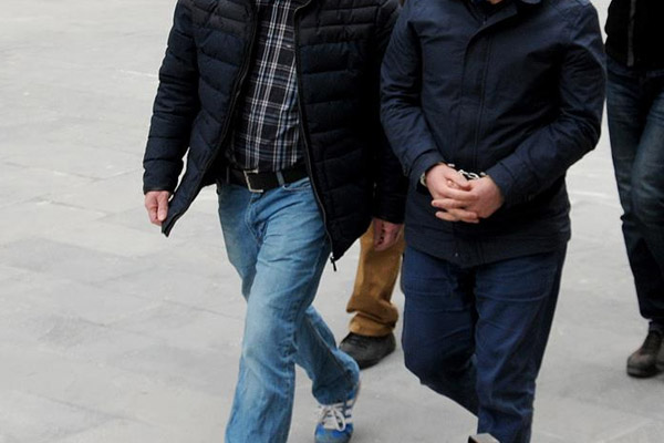 Ağrı'daki 'FETÖ' operasyonunda 2 tutuklama