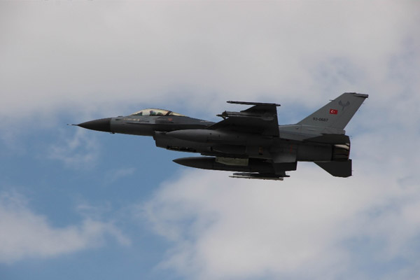 Şırnak ve Şemdinli'de PKK'ya hava operasyonu