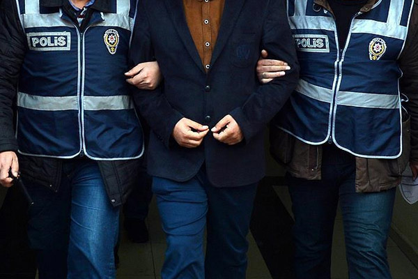 Antalya'da IŞİD operasyonu: 9 gözaltı