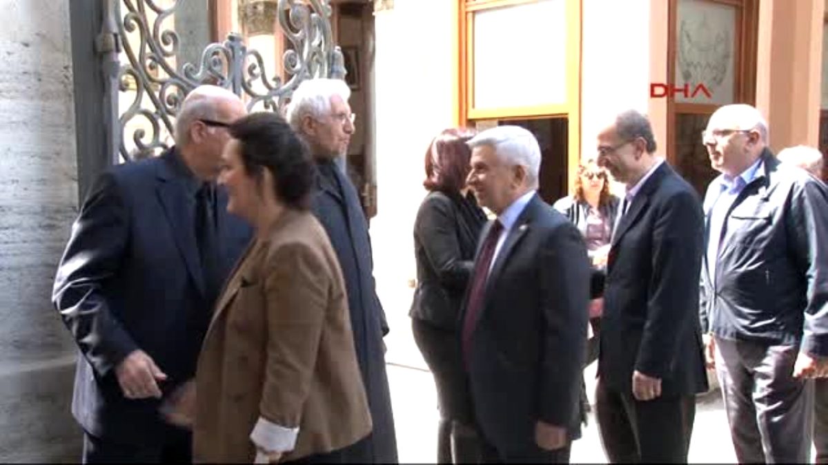 CHP'li vekilin annesi Ermeni mezarlığına defnedildi