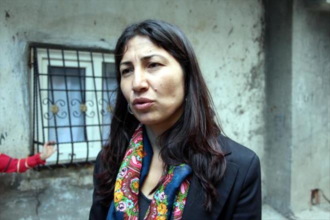 HDP'li vekilin eşi gözaltına alındı