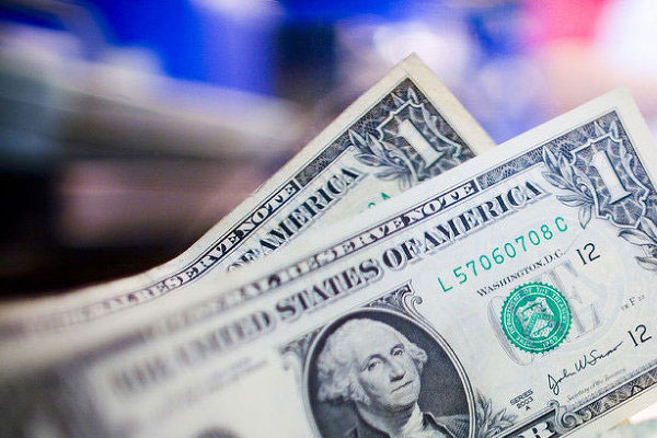 AK Parti'deki gelişmeler doları uçurdu