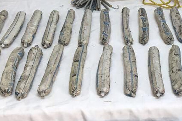 11 kilo patlayıcı son anda fark edildi