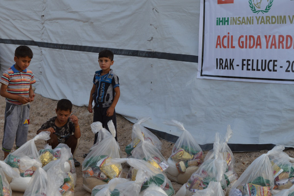 İHH'dan Kuşatma altındaki Felluce halkına yardım eli