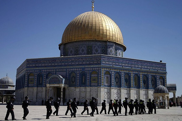 6 Filistinlinin Mescid-i Aksa'ya girişi yasaklandı