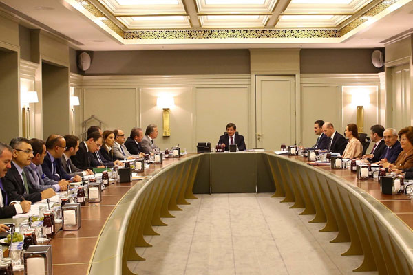 AK Parti’de 3 ayaklı revizyon