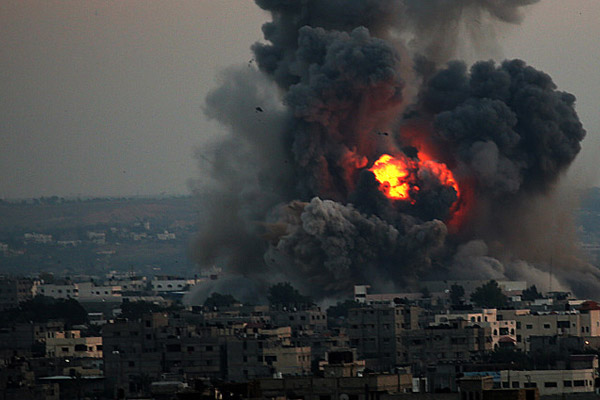 İsrail'den Gazze'ye iki hava saldırısı