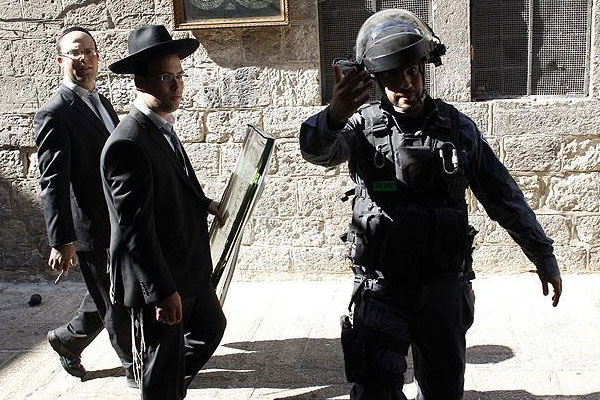 90 Yahudi yerleşimci Mescid-i Aksa'ya girdi