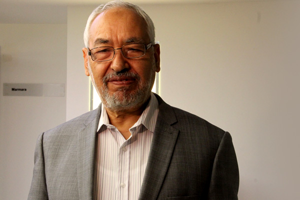 Nahda 'İslami faaliyetleri'ni devrediyor