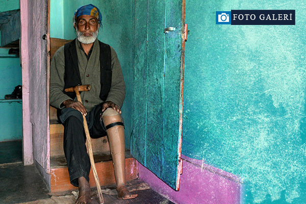 Keşmir'de 'Engellenen' hayatlar