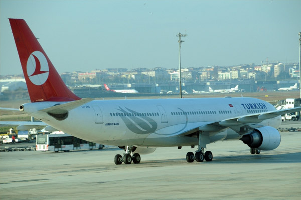 THY uçağında bomba paniği