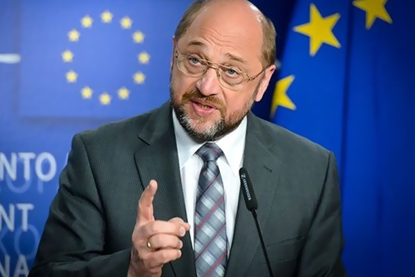 AP Başkanı Schulz Türkiye'ye vize şartını yineledi