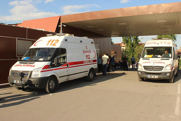 Diyarbakır'daki saldırıda yaralanan 37 kişi taburcu edildi
