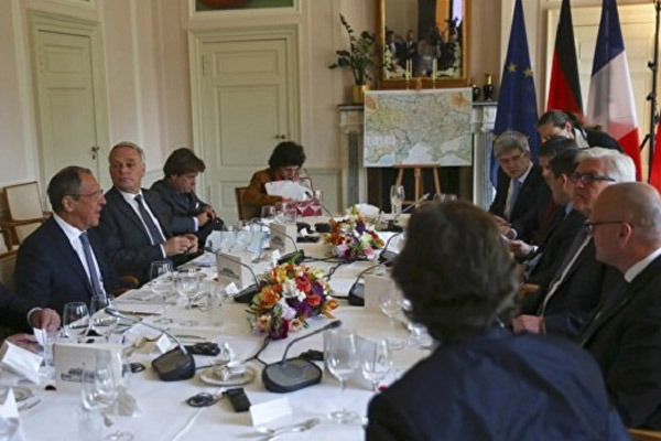 Almanya'da Ukrayna zirvesi