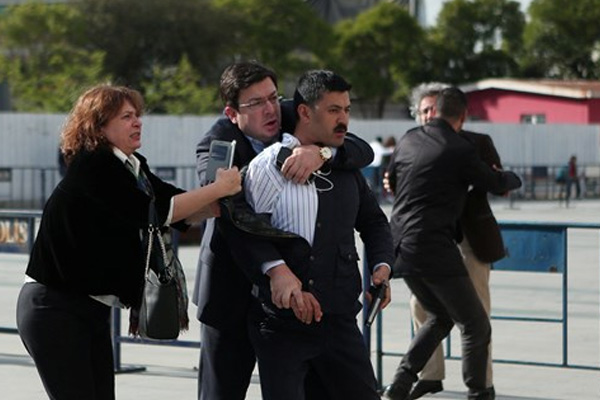 Can Dündar’a saldırıda yeni gelişme: Silahı veren de yakalandı