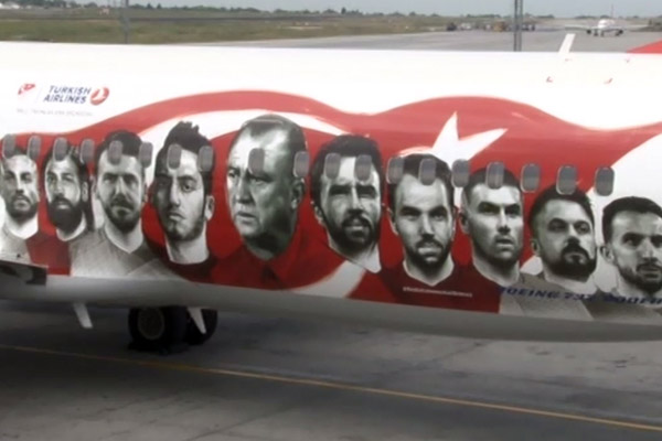 THY’den Millilere şık jest