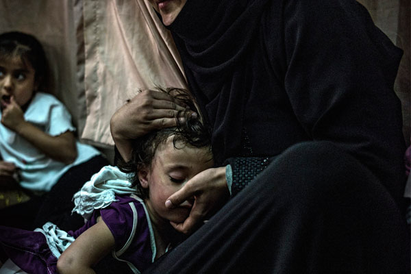 Vair'de kuşatma altında açlık: Ekmeksiz yaşıyorlar