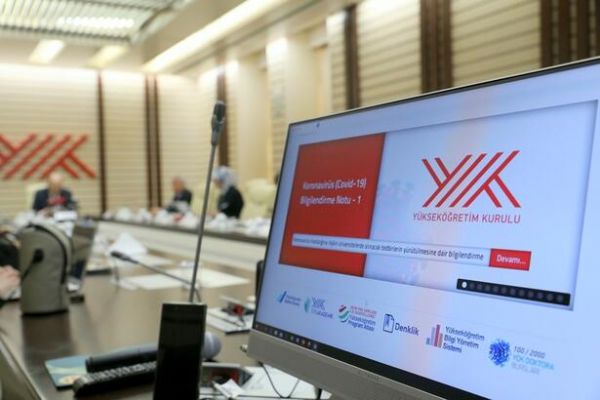 Üniversitelerde uzaktan eğitim dönemi yarın başlıyor