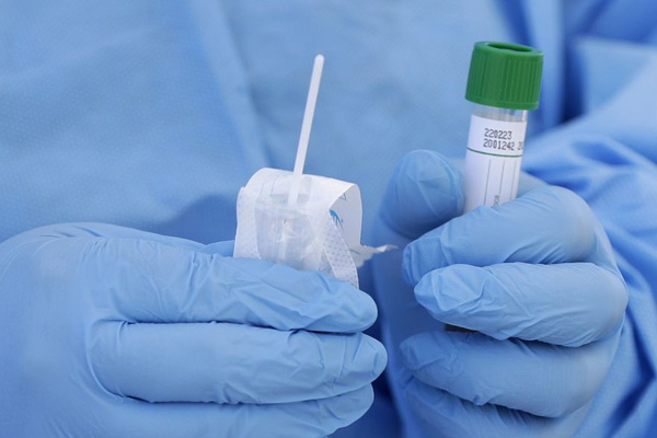 Bakan açıkladı: Türkiye'de karantina altında kaç kişi var?