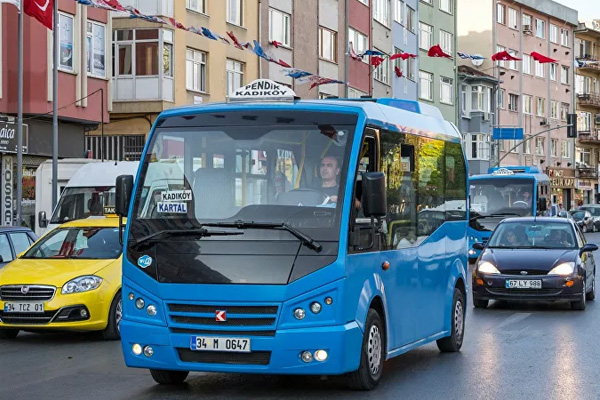 65 yaş üstü vatandaşlar minibüse de binemeyecek