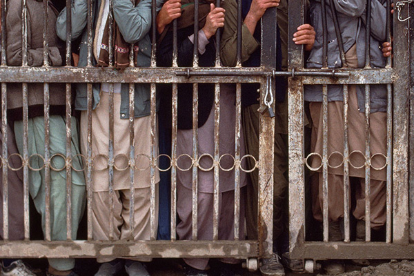 Afganistan, 10 bin mahkumu serbest bırakacak