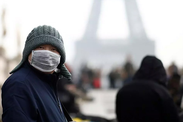 Fransa'da hiçbir hastalığı olmayan 16 yaşındaki genç kız koronavirüs nedeniyle hayatını kaybetti