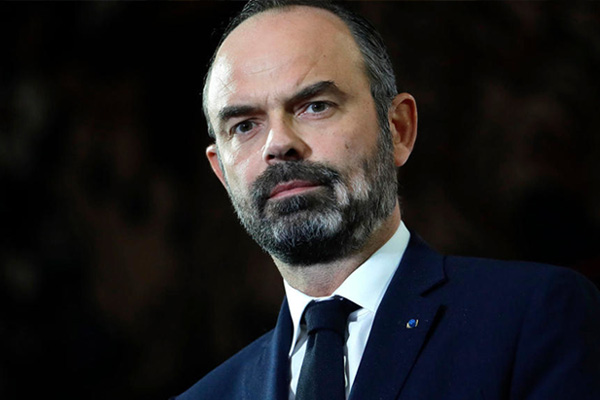 Fransa Başbakanı Philippe: Gelecek günlerde durum zor olacak