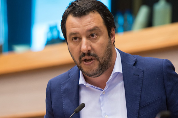 Salvini'den AB'ye sert sözler: Birlik değil, yılanlar ve çakallar mağarası