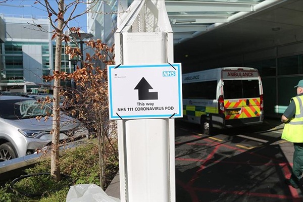 İngiltere'de Kovid-19 sebebiyle ölenlerin sayısı 1019'a ulaştı