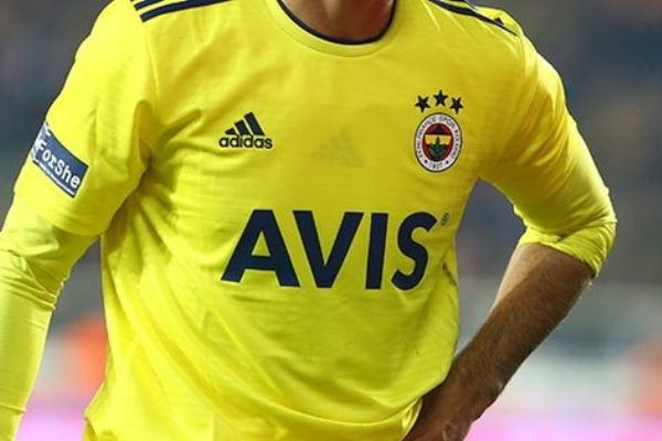 Fenerbehçe'den bir yıldız daha gidiyor