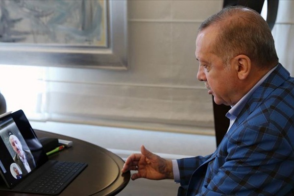 Cumhurbaşkanı Erdoğan, Bakan Karaismailoğlu ile görüştü