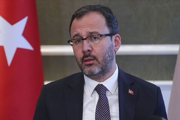 Bakan, liglerin başlama zamanıyla ilgili konuştu