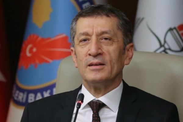 MEB, Türk bilim insanlarının veliler için hazırladığı otizm kitabını yayımlayacak