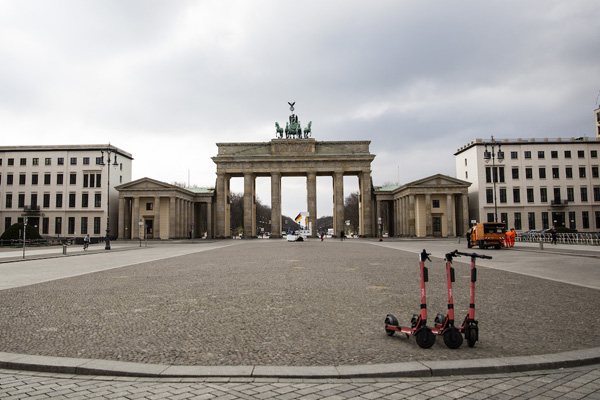 Alman bilim insanları tedbirlerin kademeli olarak kaldırılmasını istiyor